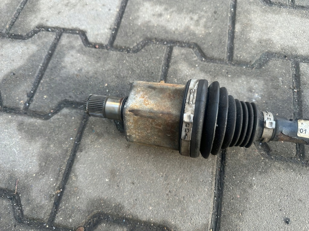 Vw golf vii 2.0 tdi приводной вал левая 5q0407271cr с Разборки