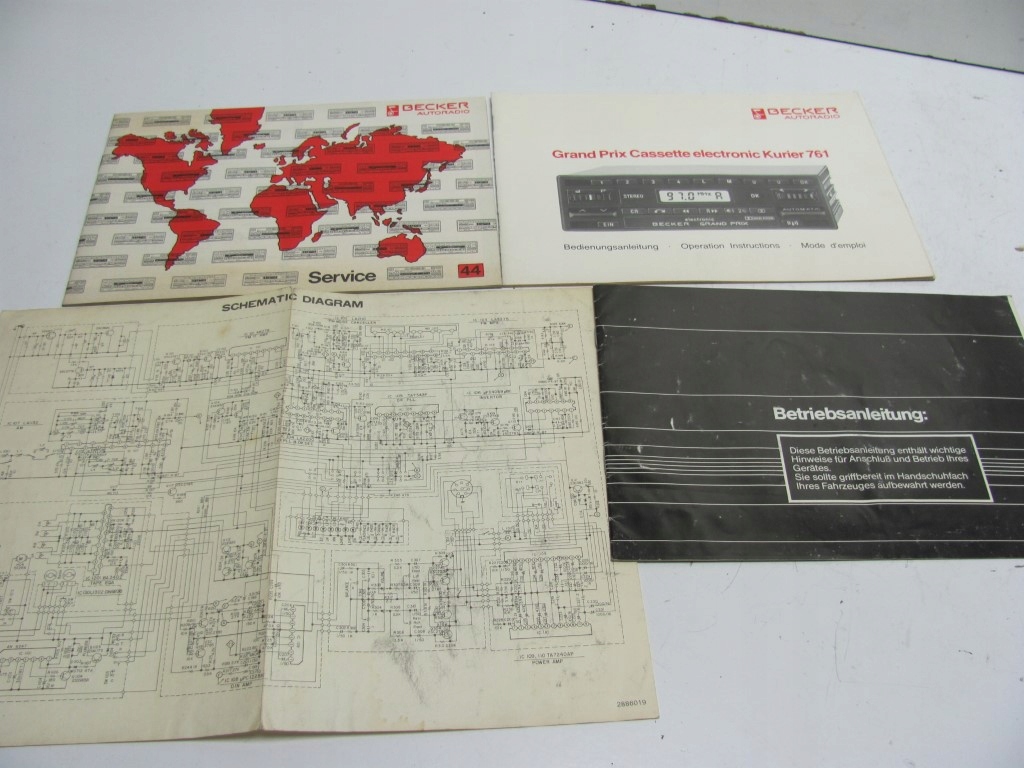 фото №12, Mercedes w126 радіопрогравач becker grand prix