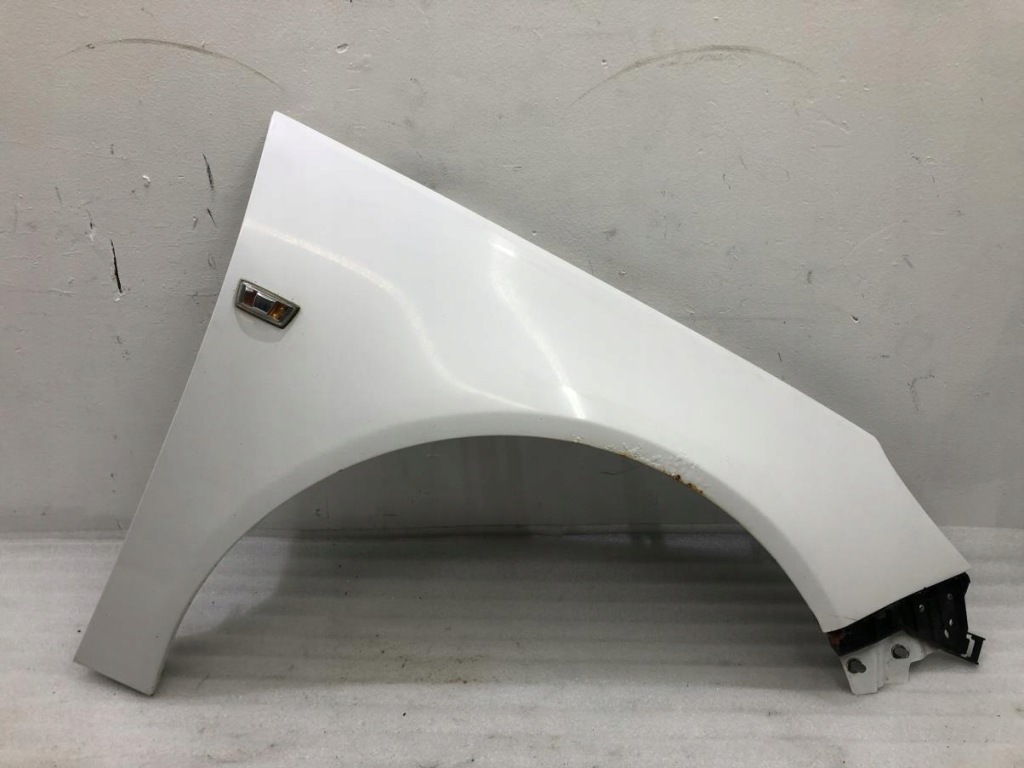 Купити Крило правий перед opel insignia a рестайлінг  z40r