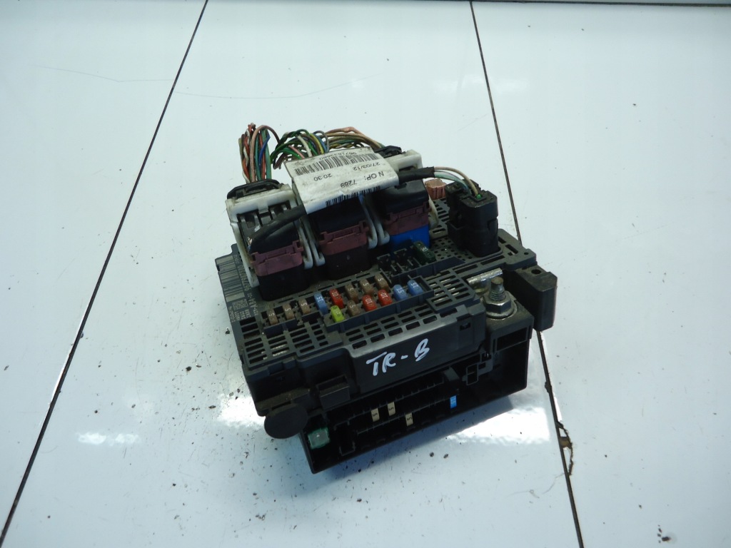 Купити Peugeot citroen коробка модуль bsm 9677987580