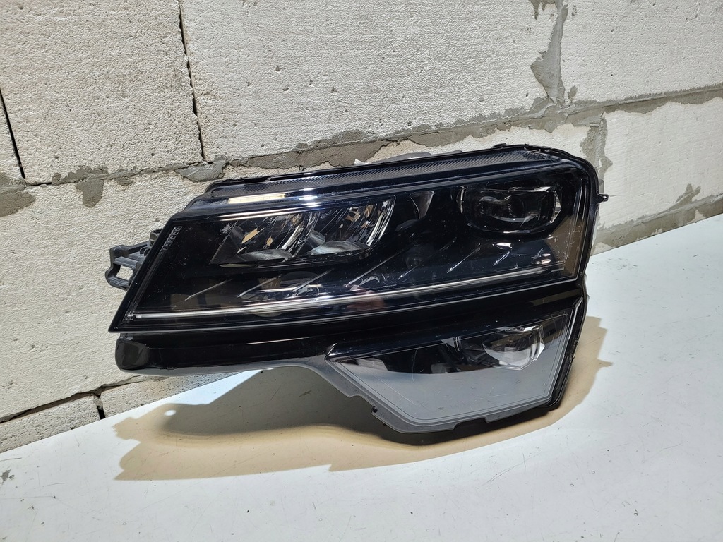 фото №1, Лампа левая перед skoda karoq full led комплектная