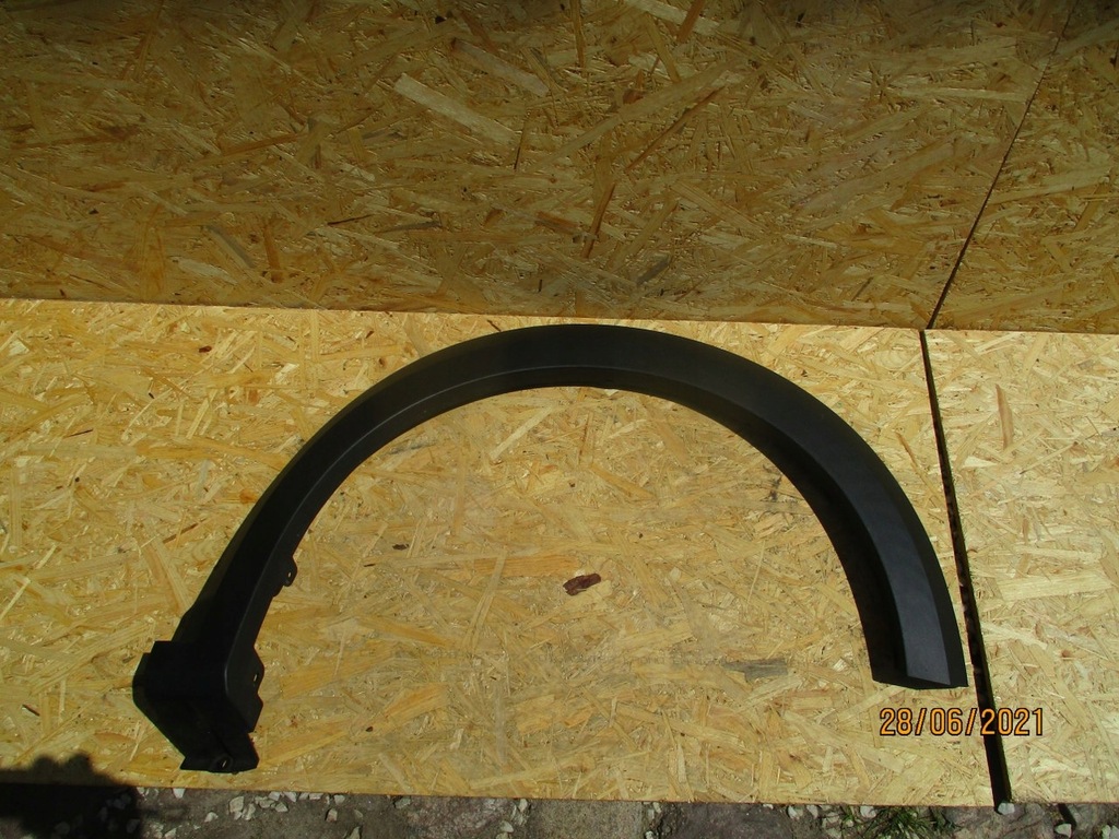 фото №1, Dacia sandero iii stepway молдинг крила перед p