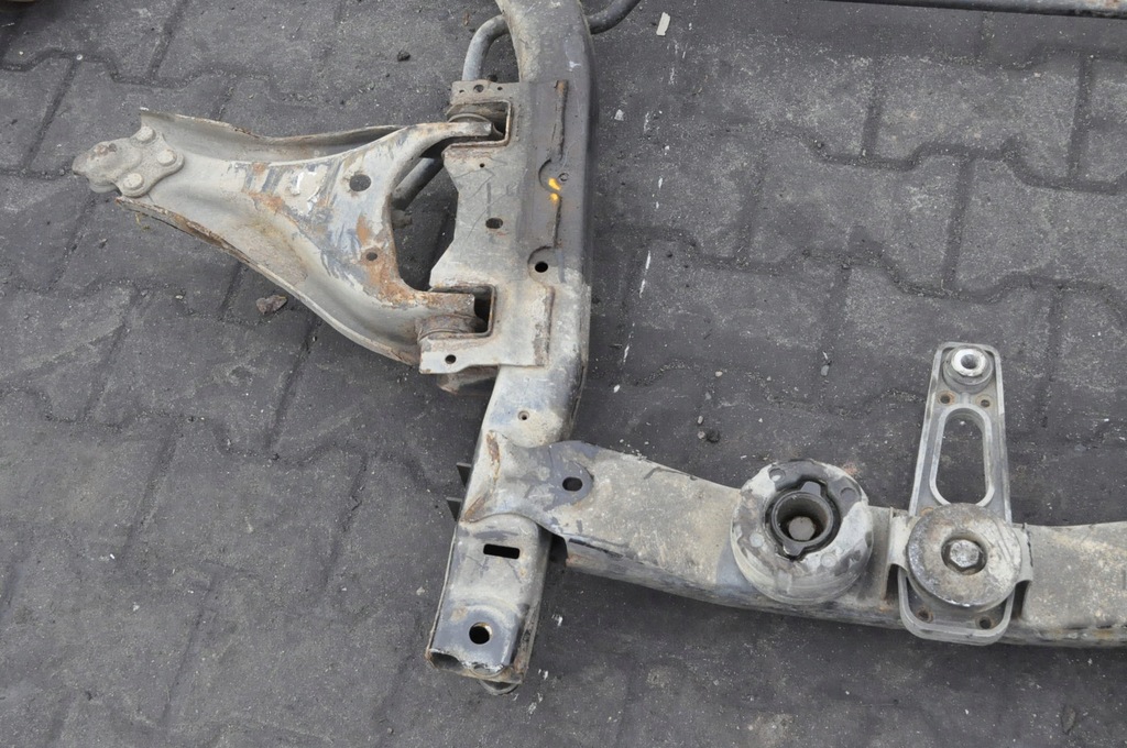 фото №8, Dacia duster lift 1.5 dci 107km подрамник подвеска балка перед