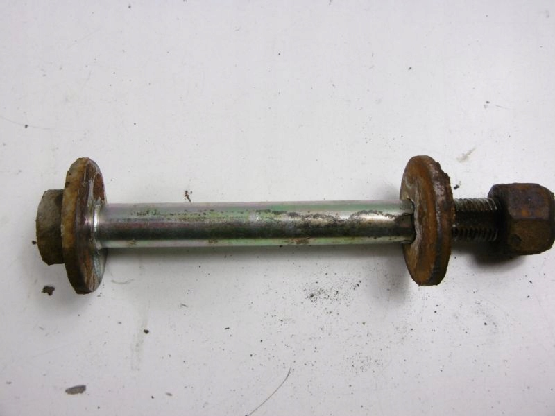 фото №4, Mercedes w124 болт важеля перед нижня