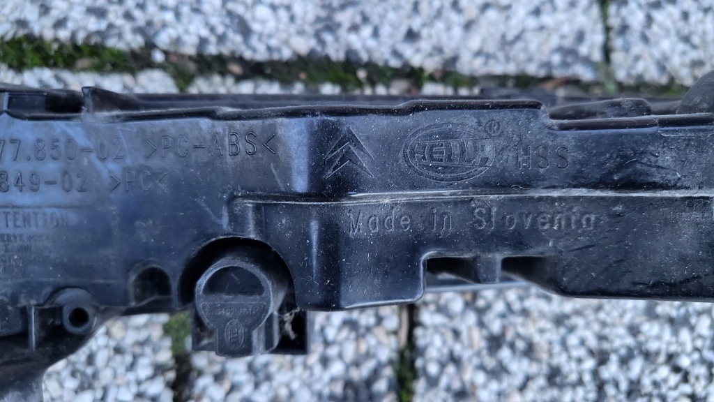 фото №4, C4 picasso grand противотуманная фара правый led drl 177850-02