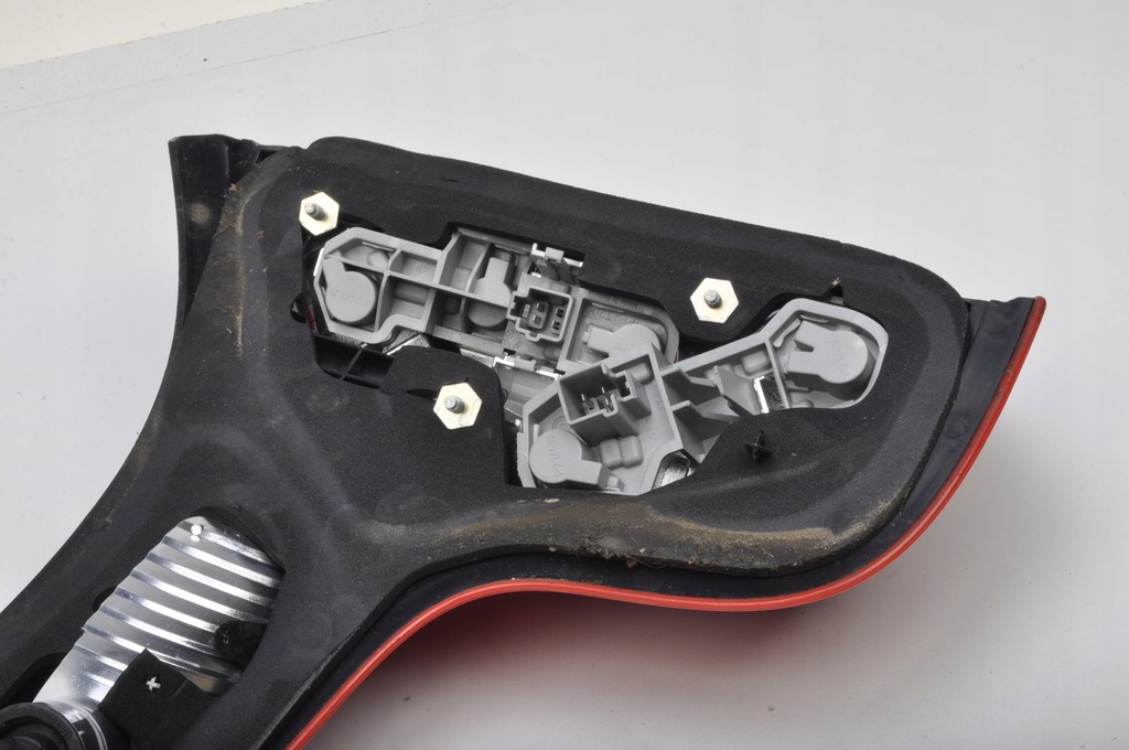 фото №11, Volvo c30 лампа правая задняя правый задняя lift 31213914