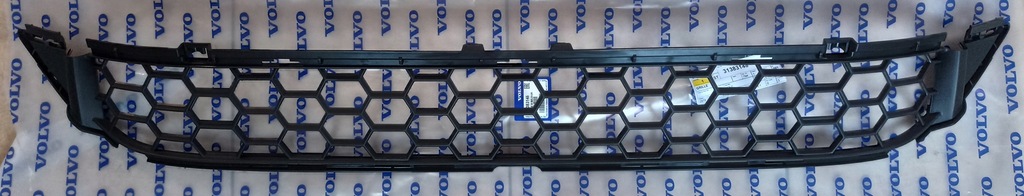 фото №1, Volvo v60 s60 lift решётка w бампер r-design 31383148