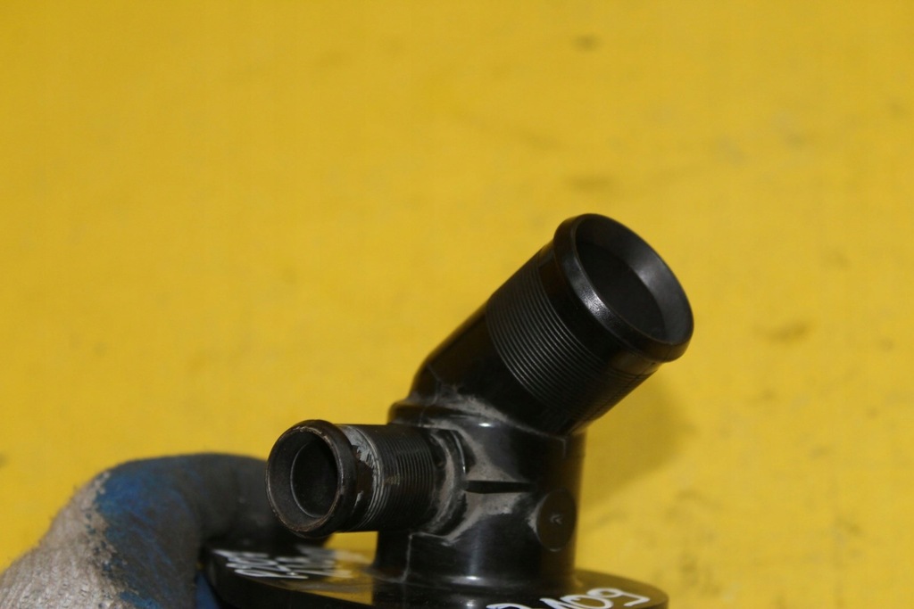 фото №6, Патрубок термостата peugeot 207 1.4 16v 9627628980