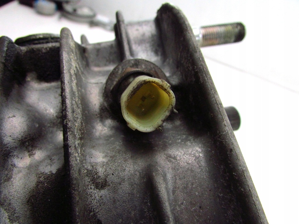 фото №12, Suzuki kizashi 2.4 4x4 редуктор мост перед 09-14r