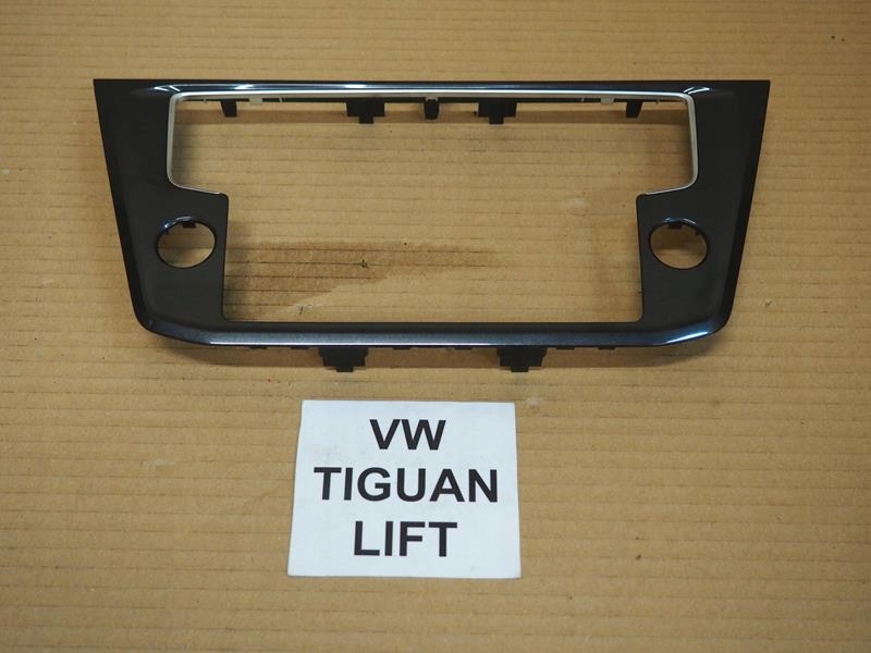 фото №1, Рамка заглушка радіо vw tiguan 5na858071c