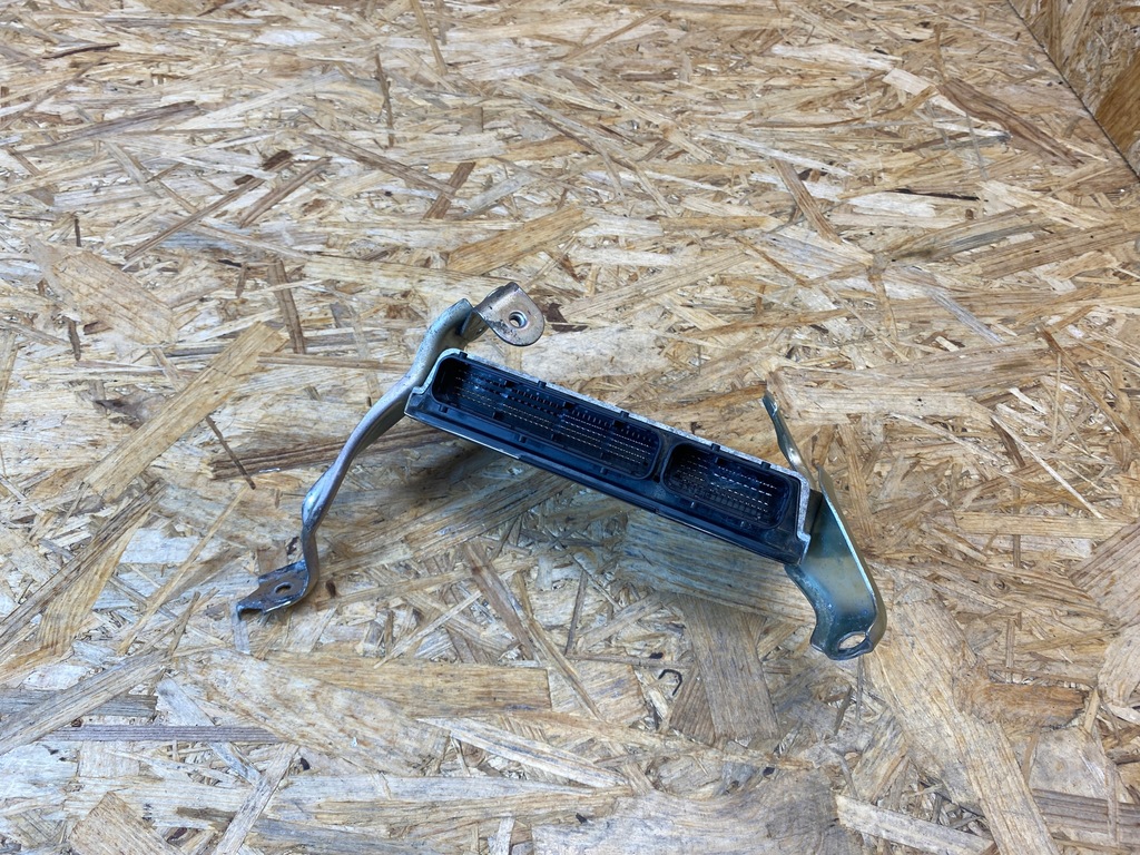 фото №9, Бортовой компьютер блок управления двигателя ecu toyota c-hr chr 1.8h cvt 89661-f4550