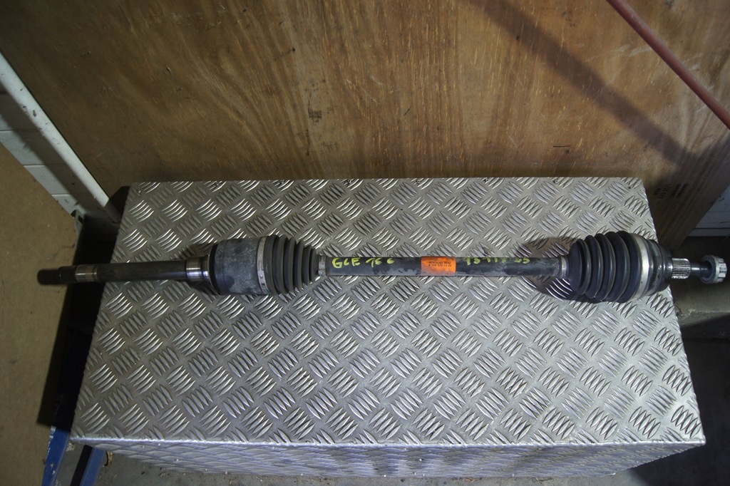 фото №1, Привідний вал правий перед ml gle w166 a1663301300