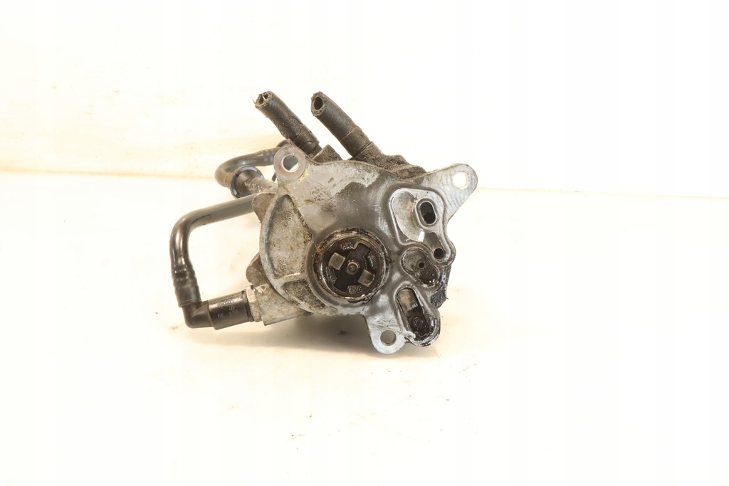 фото №1, Насос вакуум audi a3 8p 2.0tdi