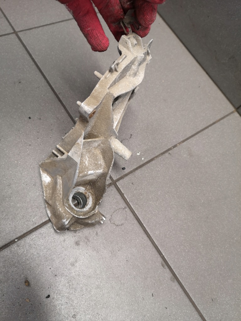 фото №9, Каркас зеркало левый vw touareg 7l lift