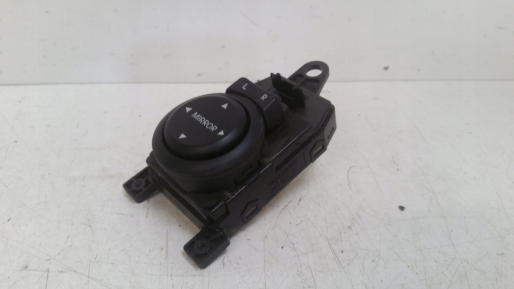 фото №2, Панель зеркал 202008161 hyundai i20