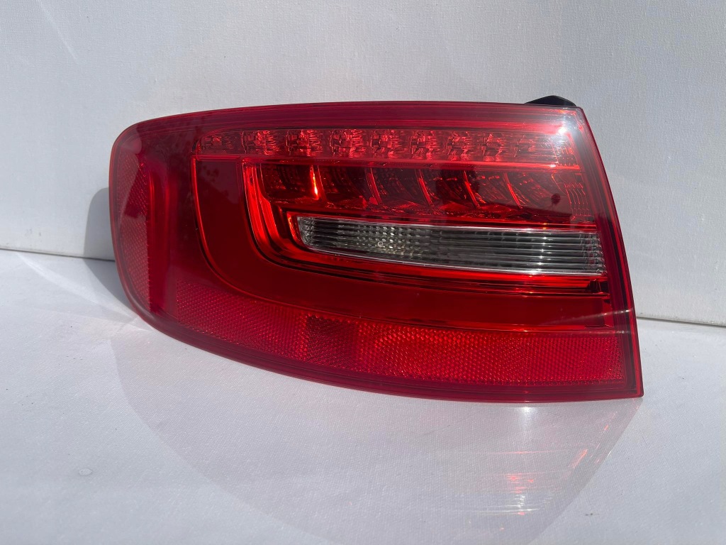 Купить Audi a4 b8 левая фара задний рестайлинг  led avant