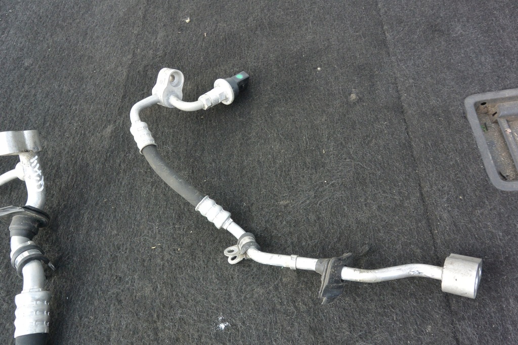 фото №5, Трубы провода кондиционер audi q7 4l touareg kpl