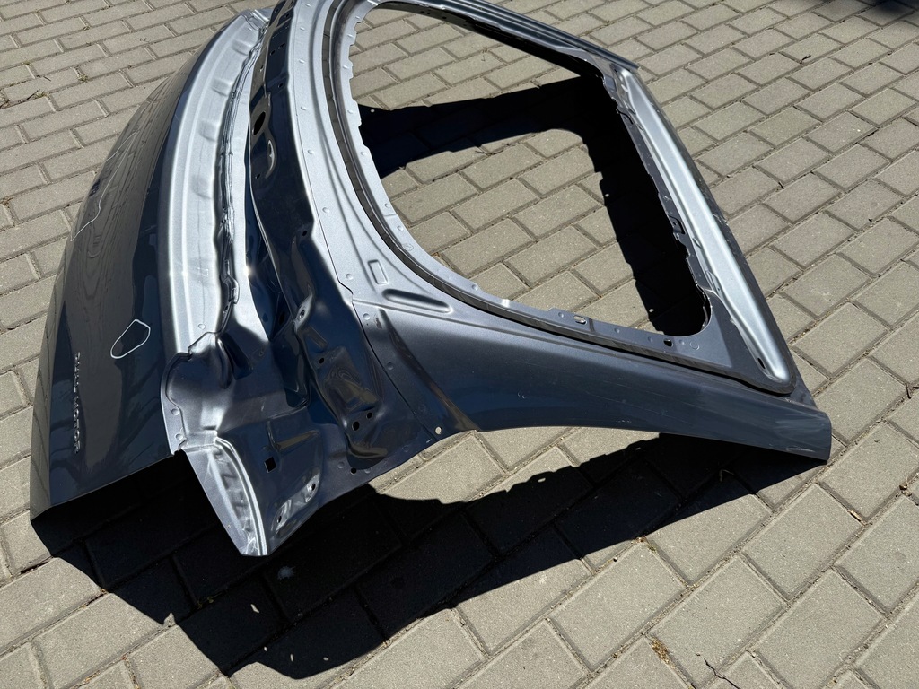 фото №9, Кришка багажника задня задня tesla y 2025