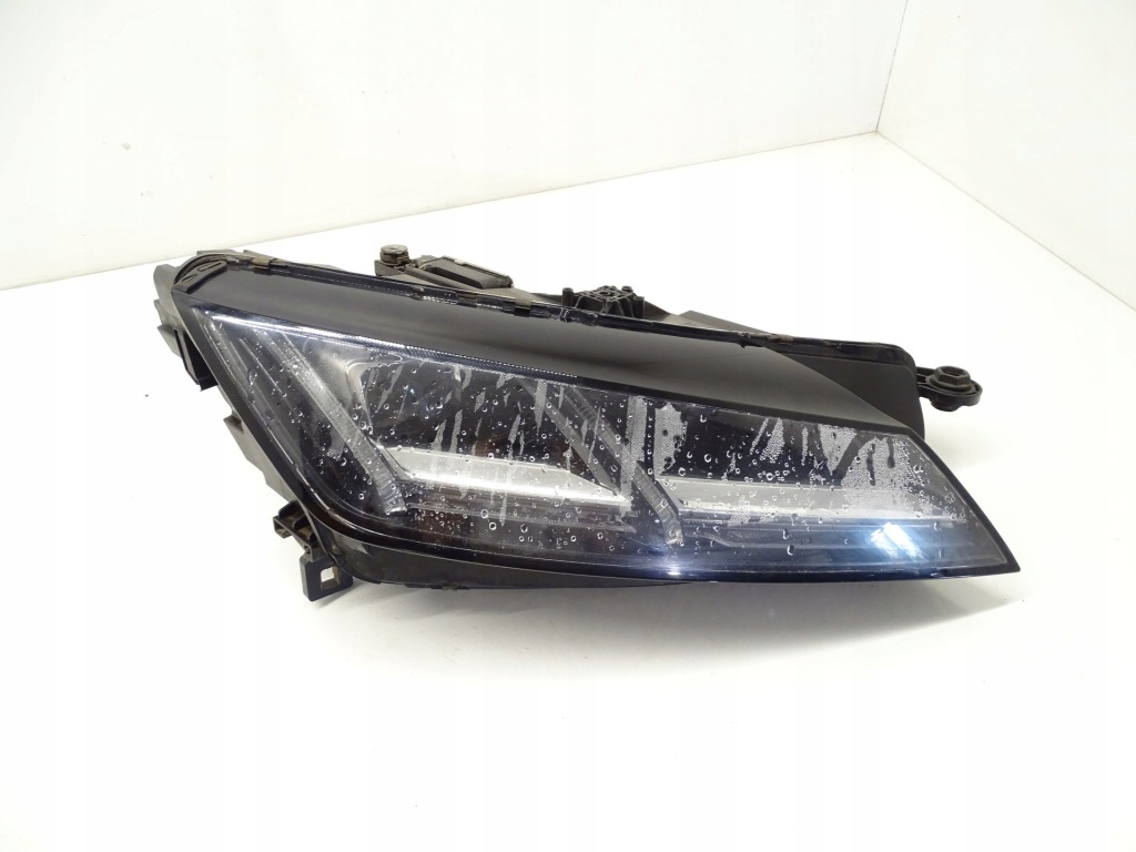 Купить Лампа передняя правая led matrix audi tt 8s0941034d