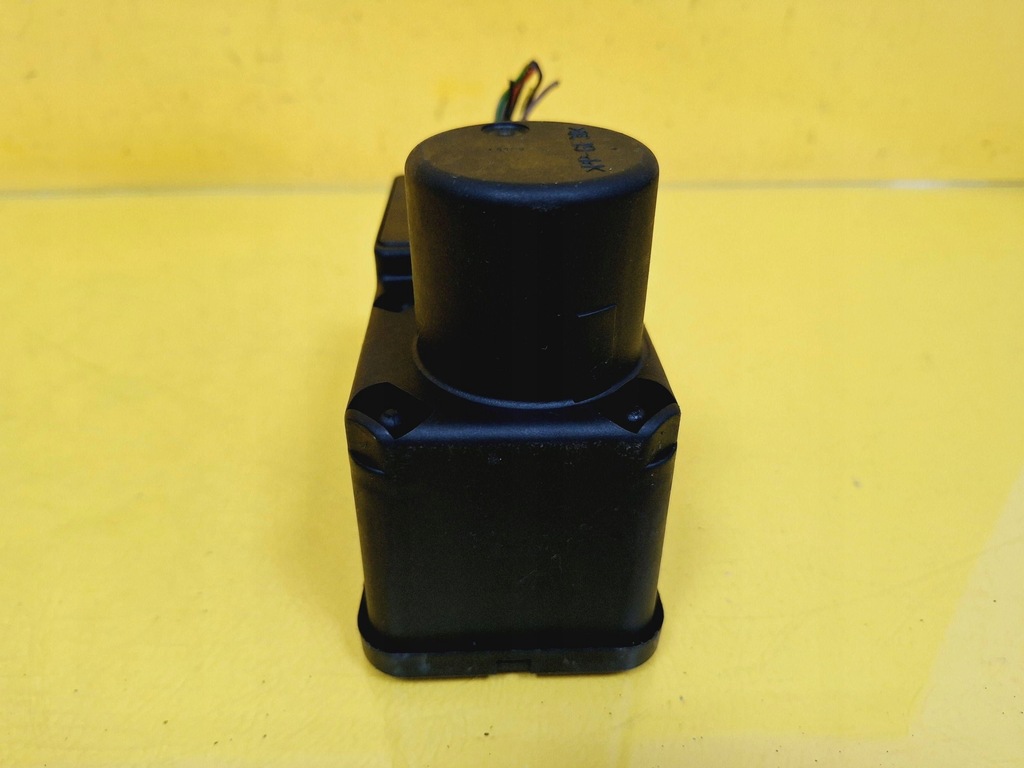 фото №5, Помпа замка центрального 1h0962257c vw volkswagen golf iii nr10