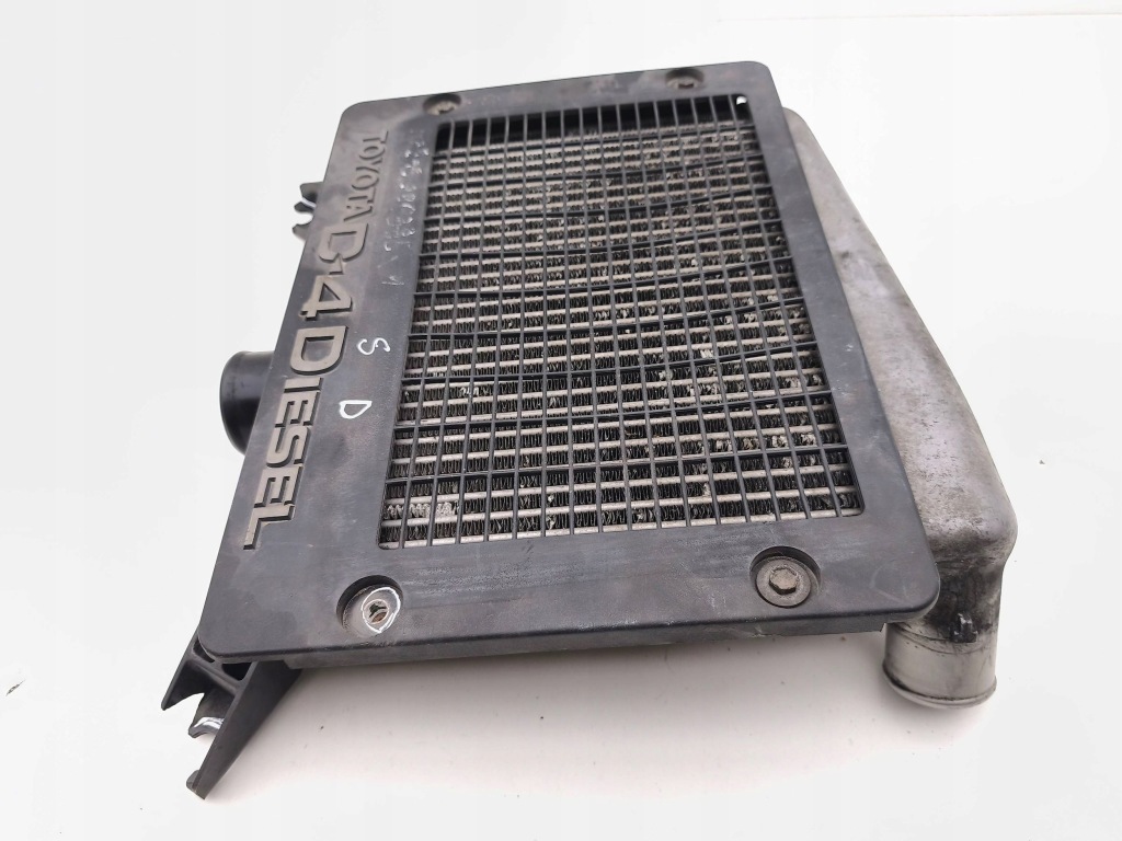 Toyota rav 4 xa20 2004 інтеркулер в Україні