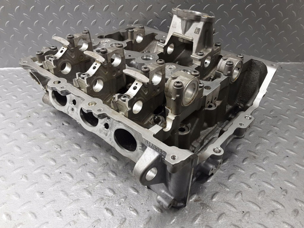 Головка двигателя bmw x1 f48 f49 11121019163 Цена