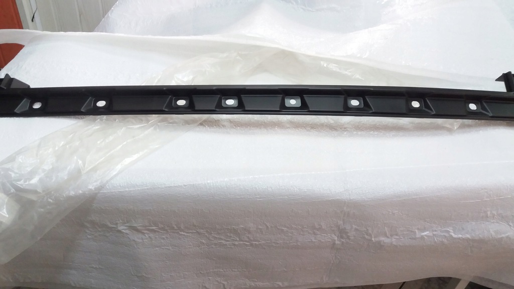 фото №1, Swift mk7 молдинг порог накладка левая 77221-68l0 .