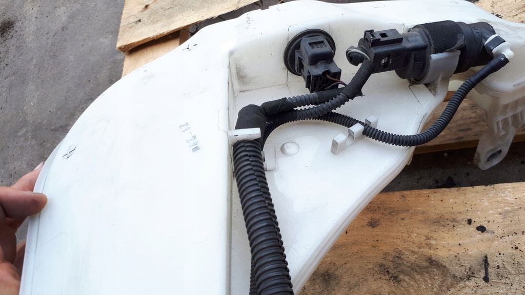 фото №9, S6 c7 4g a6 бачок омивача 4g8955451e a7