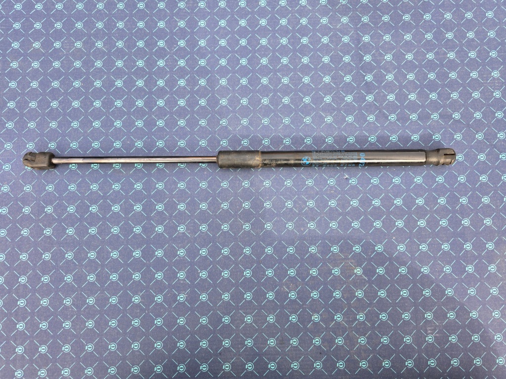 фото №1, Привід амортизатор капот bmw x1 f48 7329410