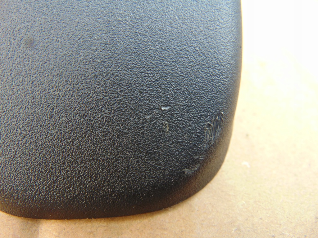 фото №11, Накладка заглушка винт сидений задних ford b-max