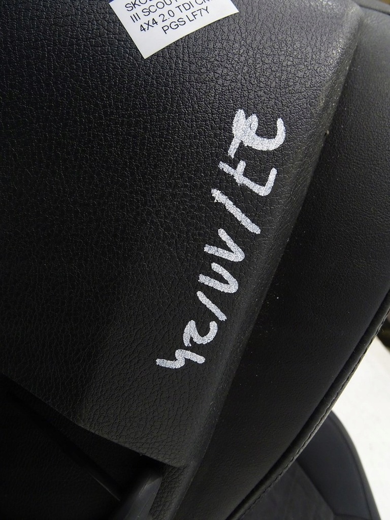 фото №9, Сиденье водителя левый кожа skoda octavia iii scout