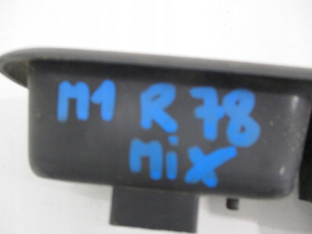 фото №9, Peugeot 5008 i панель открывания окон левый передний 96650621zd