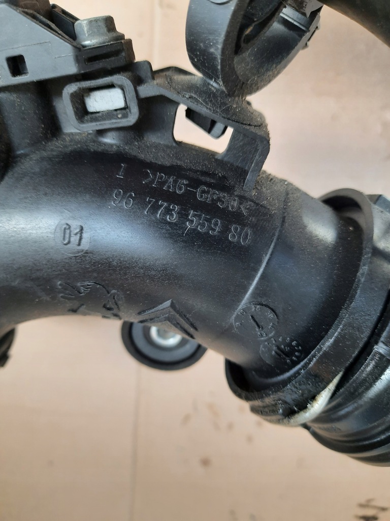 фото №7, Citroen c4 cactus клапан провода воздуха турбины