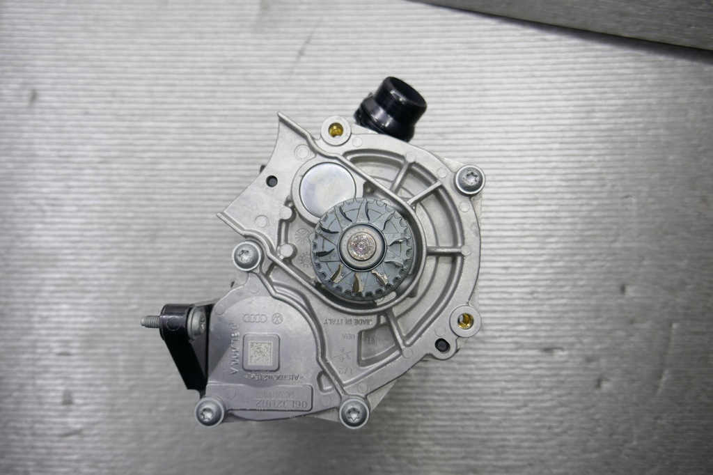 фото №11, Корпус термостата 06l121111l tfsi насос wody