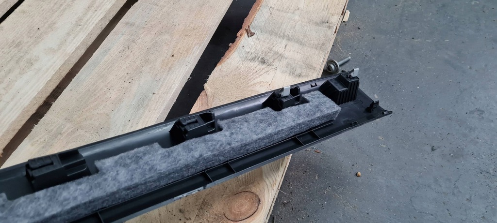 фото №11, Sq8 rsq8 q8 молдинг накладка поперечина порог левая 24r 4m0853369d 4pk q7 4m sq7