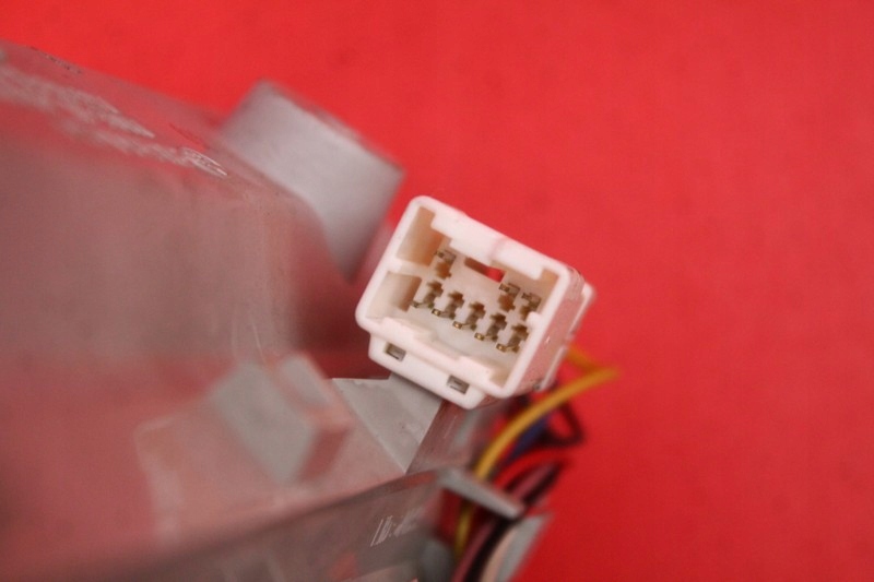 фото №7, Лампа освещение салона перед vc12-086 subaru forester 3 iii 11-13