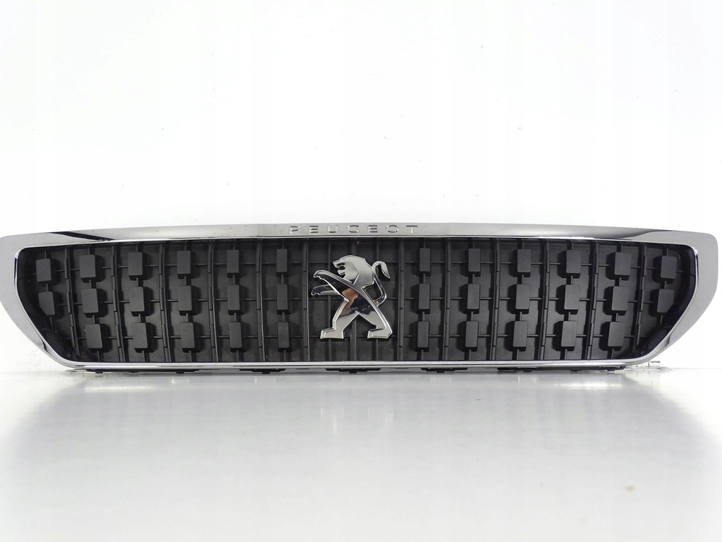 фото №1, Решётка радиатора решётка радиатора peugeot traveler expert iii 16-24 оригинальный номер mymłon-4