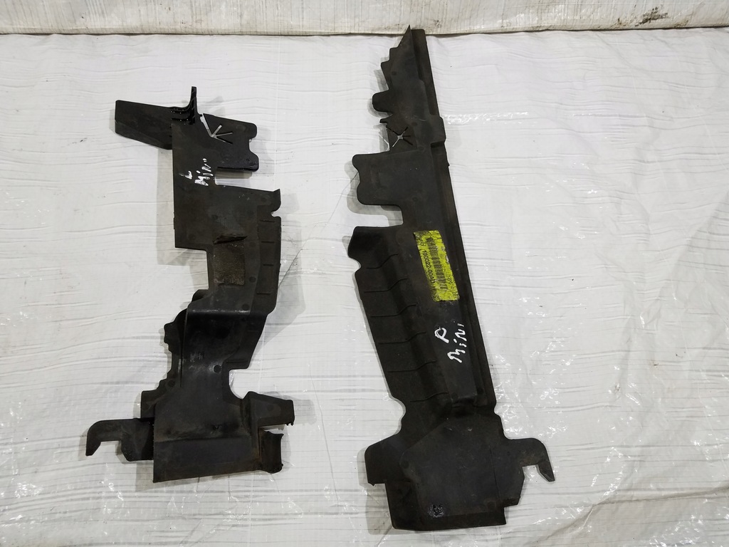 фото №1, Воздуховод воздуха правая mini cooper r56 1.6 d lift