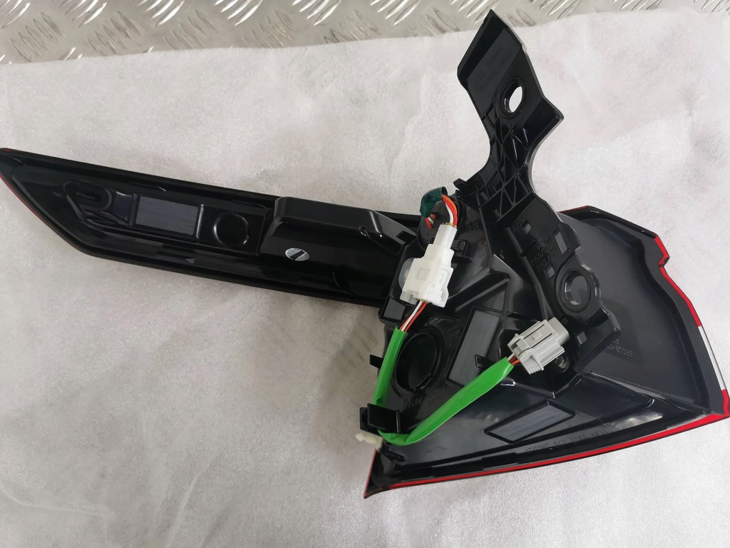 фото №9, Nissan qashqai j12 2021- лампа задняя задняя правая