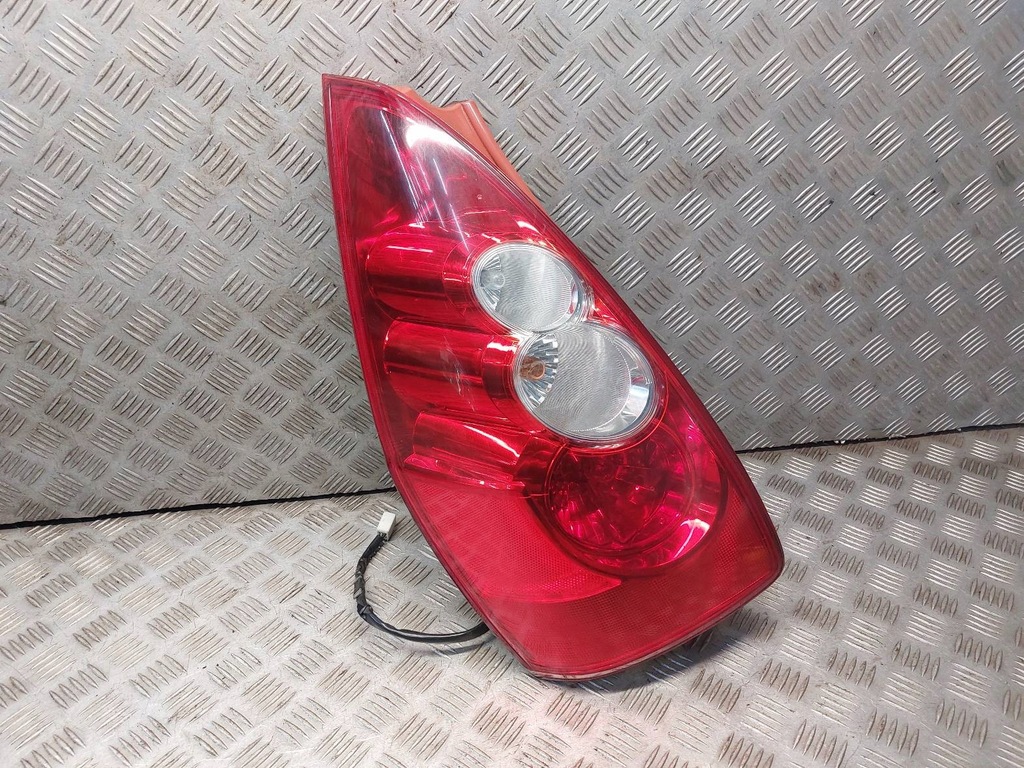 фото №1, Лампа левый задняя mazda 5 i 2005r c23551160