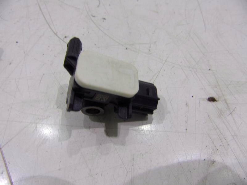 фото №1, Датчик ударный боковой alfa romeo giulietta