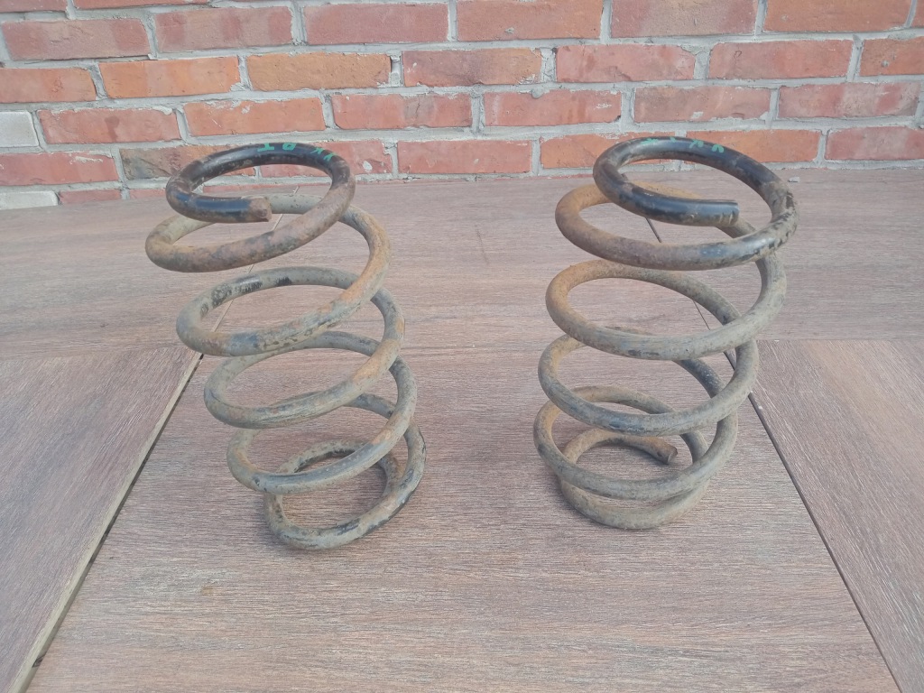 фото №1, Jeep commander 5-10r xk 3.0 crd пружина подвеска задняя