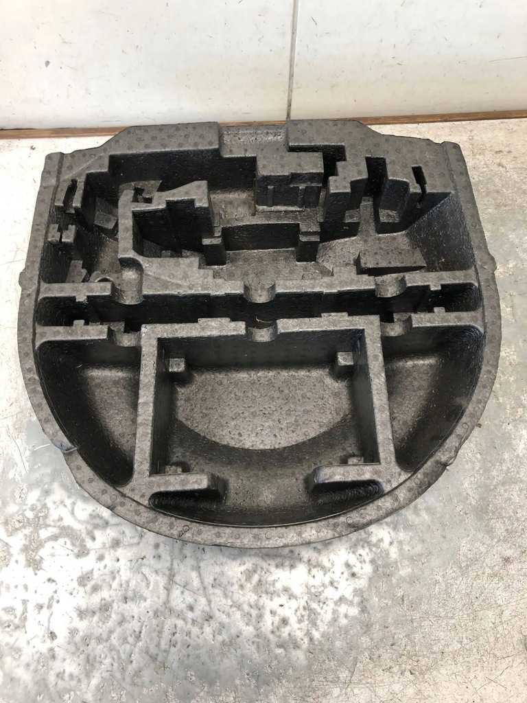 фото №1, Пенополистирол багажника mitsubishi colt vi mn148903