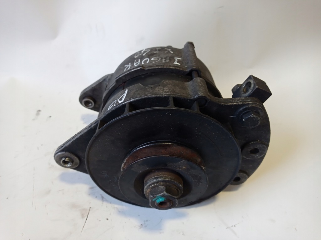 Генератор jaguar xj40 66021070 с Разборки