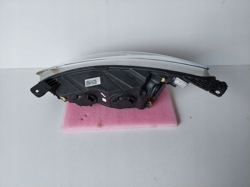 Ford focus mk4 фара правий перед звичайна led Київ
