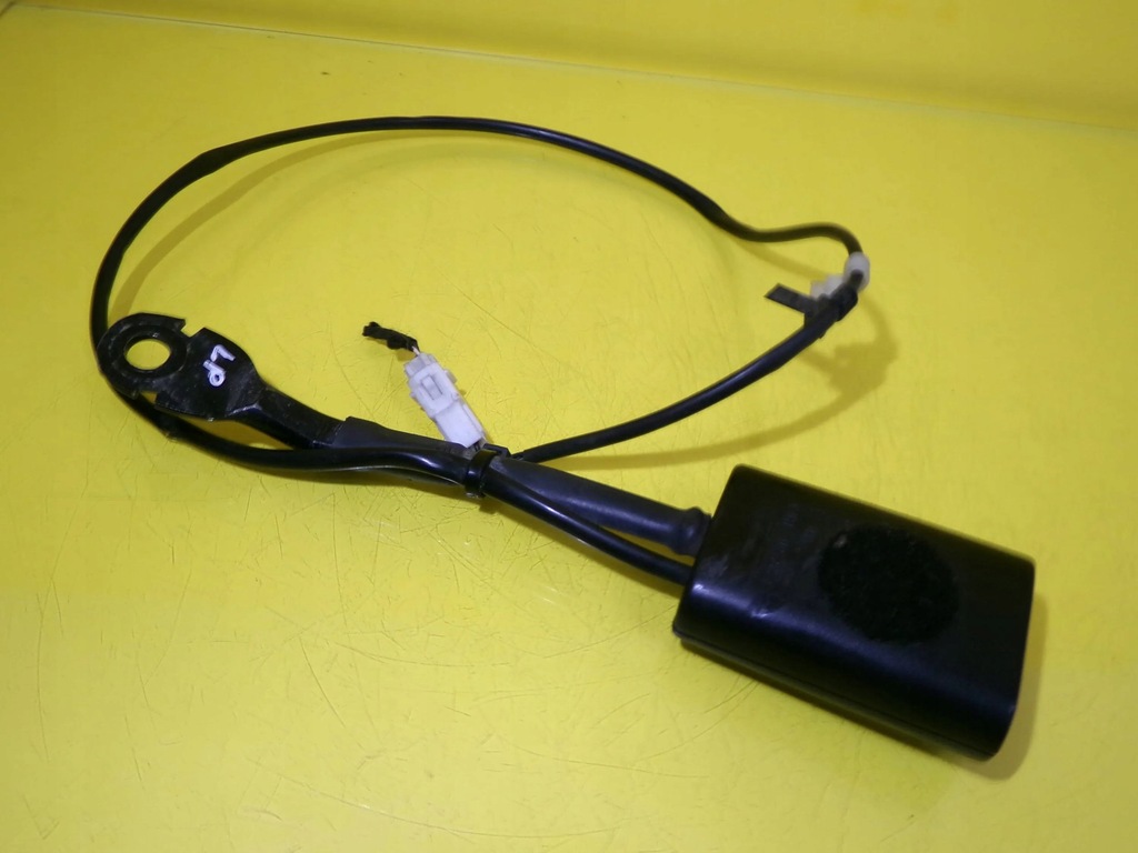 фото №8, Кліпса натягувач поперечина безпеки лівий перед alfa romeo 147 nr91