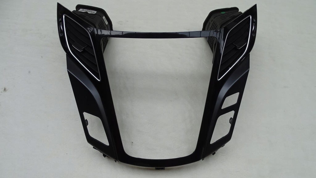 фото №1, Панель радіо решітка обдув hyundai i40 2011-14