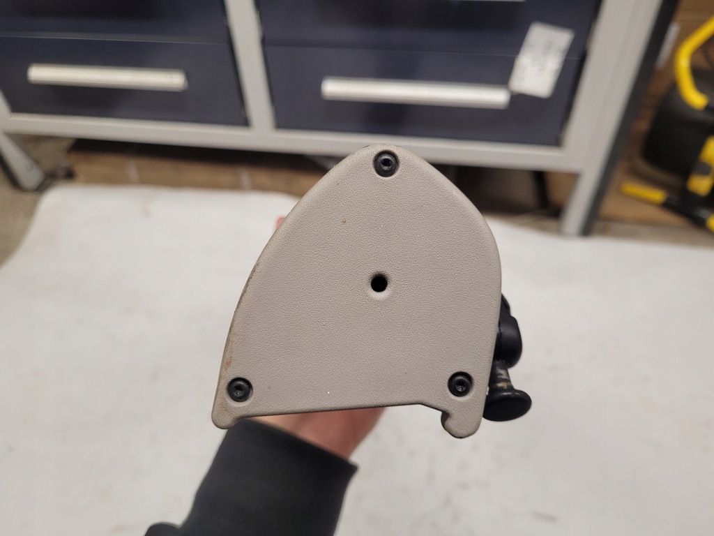 фото №11, Volvo v50 сетка багажника 39851491