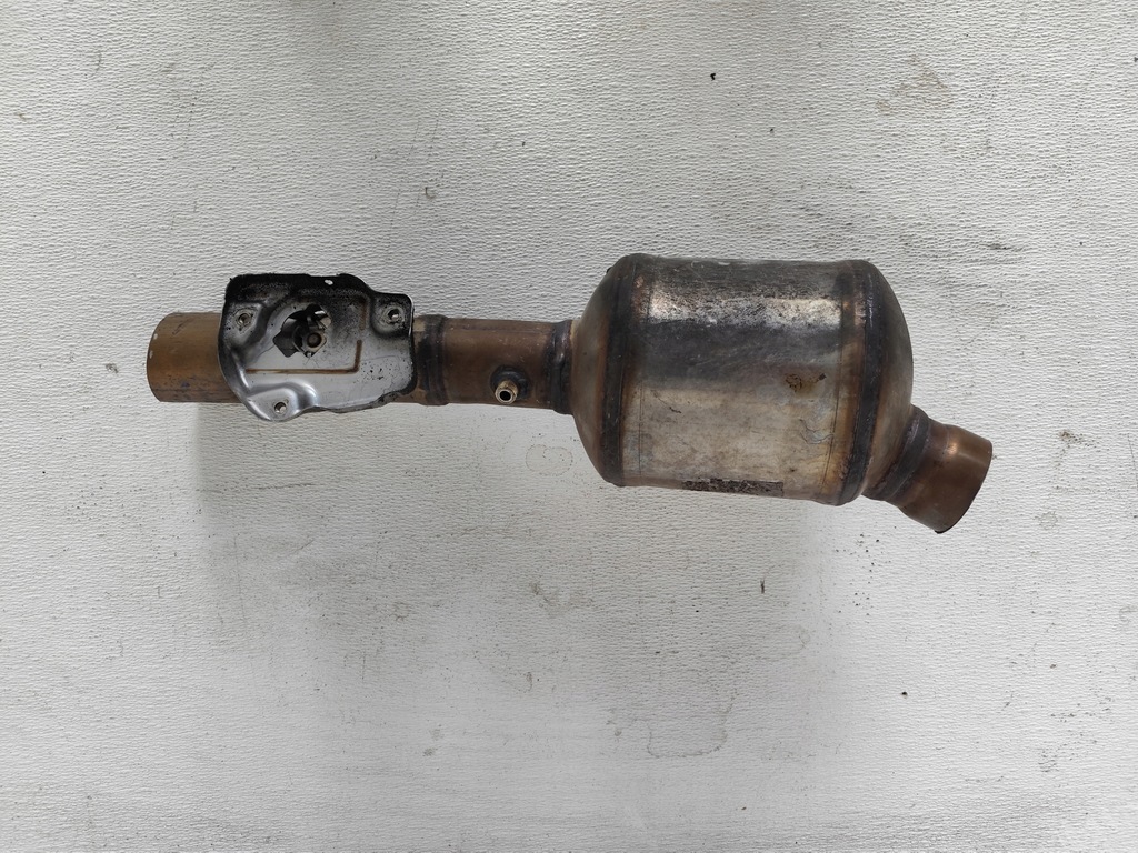 фото №1, Mercedes a klasa w177 2019 2.0d катализатор