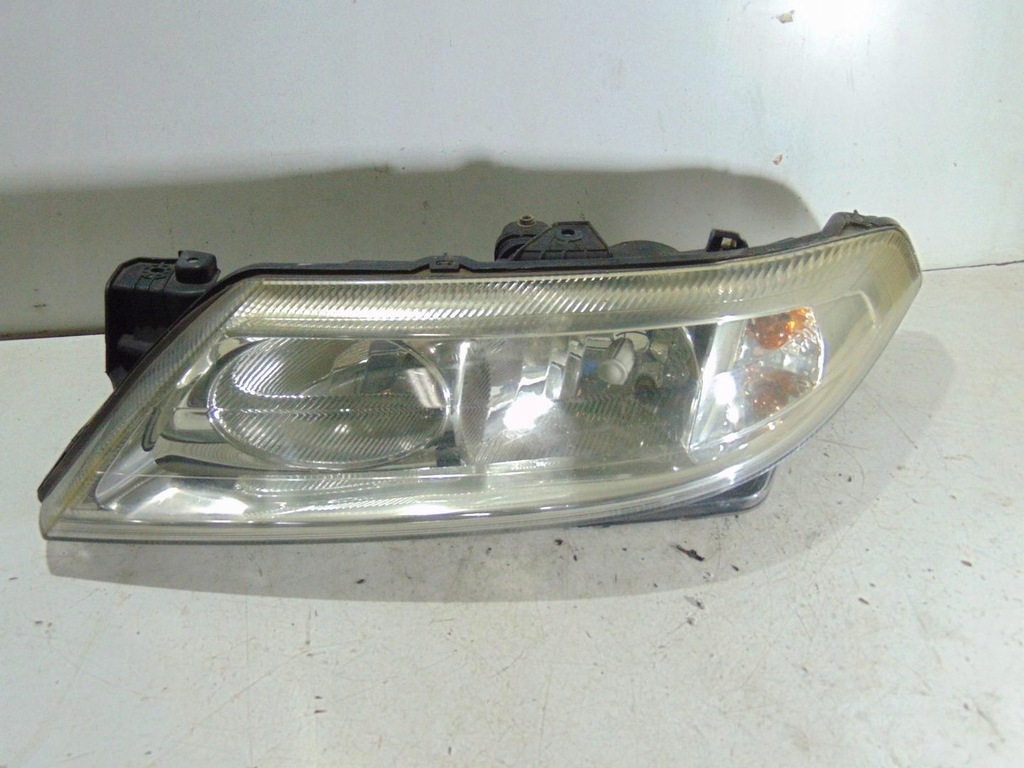 фото №1, Лампа левый перед renault laguna ii 8200002845